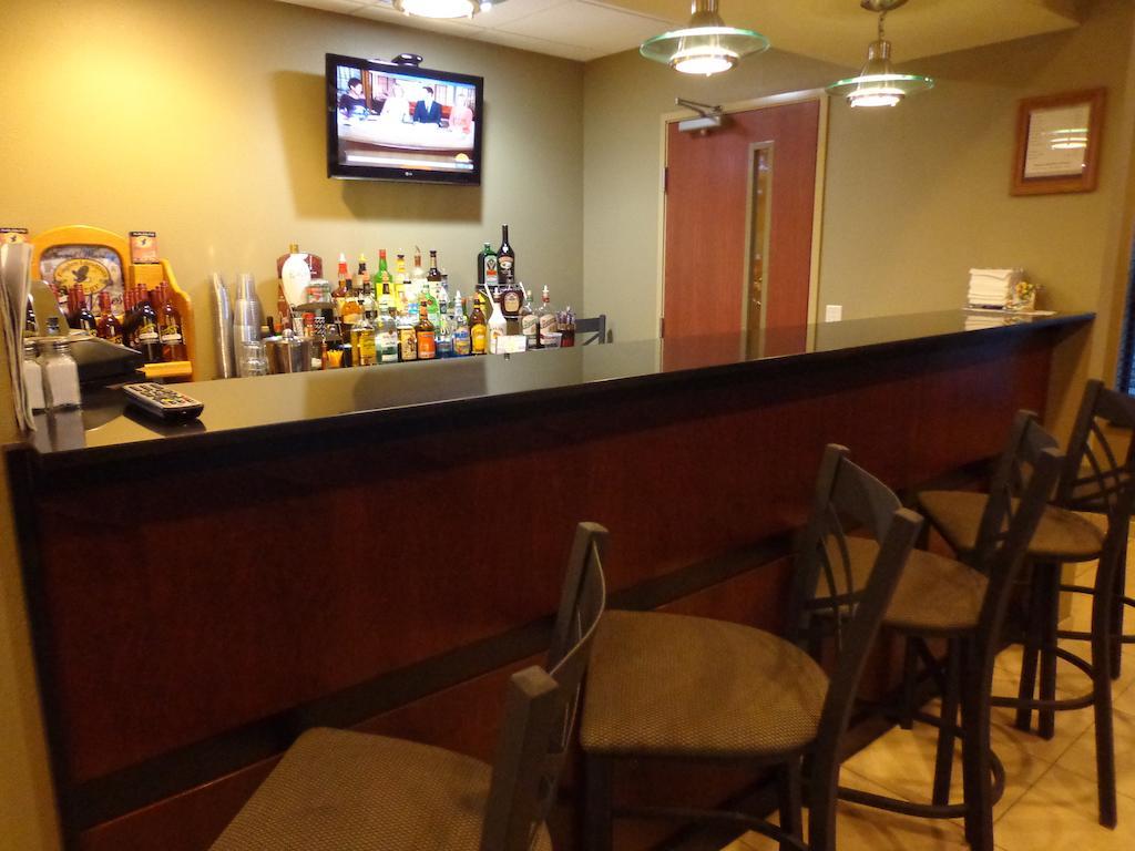 Cobblestone Inn & Suites - Marquette Luaran gambar